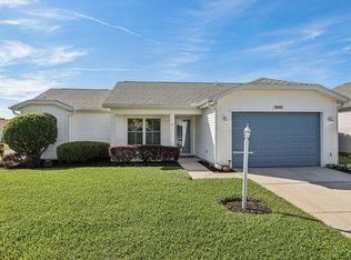 25327 Hibiscus St, Leesburg, FL 34748