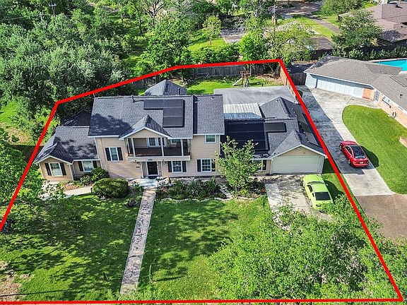 3rd image of 7923 Glenview Dr