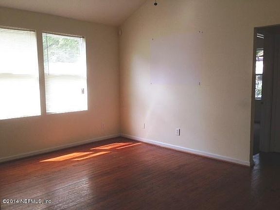2nd image of 1573 W 11th St