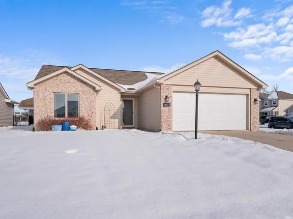 10128 Privet Dr, Fort Wayne, IN 46835