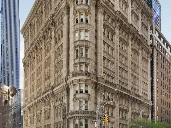 180 West 58th Street 11A image 16 of 16