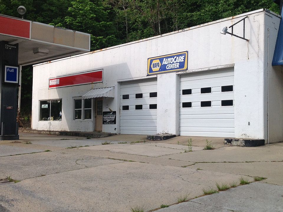 2nd image of 100 Black Eagle Rd