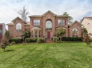 8013 Pine Forest Dr, Nashville, TN 37221