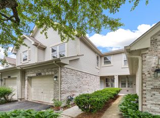 1289 Rhodes Ln, Naperville, IL 60540