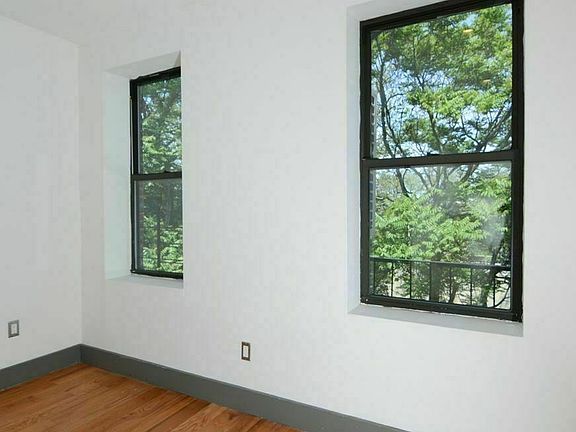 4th image of 335 18th St APT 1L