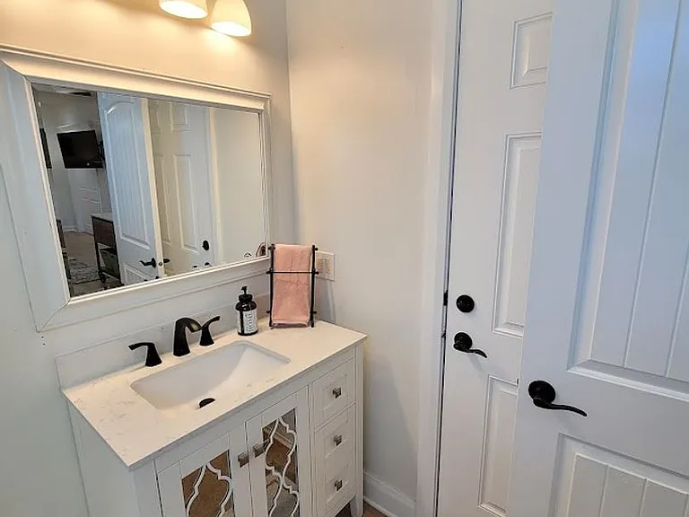 255 S 1150 W — Photo 25