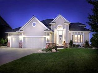 2375 S 183rd Cir, Omaha, NE 68130