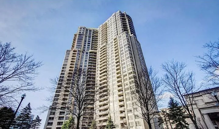 25 Kingsbridge Garden Cir #2321 — Photo 1
