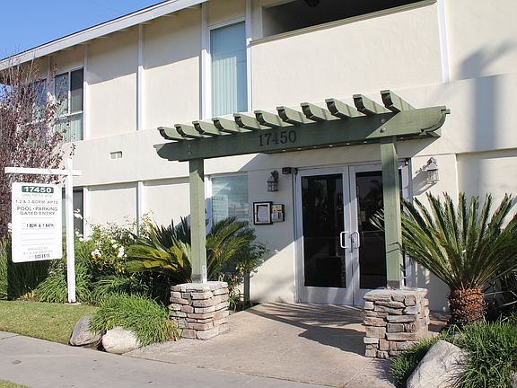 5th image of 17450 Van Ness Ave APT 16