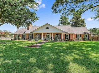 8162 Pine Lake Rd, Jacksonville, FL 32256