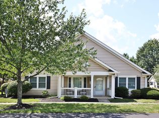 8385 Orchard Knoll Ln, Columbus, OH 43235