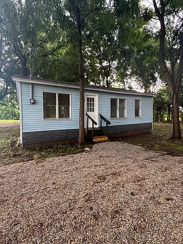 2204 Barnhill Rd Photo 1
