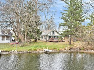 3031 Kenrick St, Keego Harbor, MI 48320 | Zillow