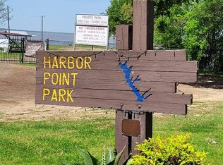 325 Masthead Rd, Mabank, TX 75156