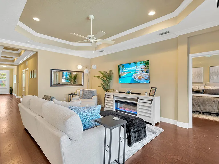 6420 Seasound Dr — Photo 10