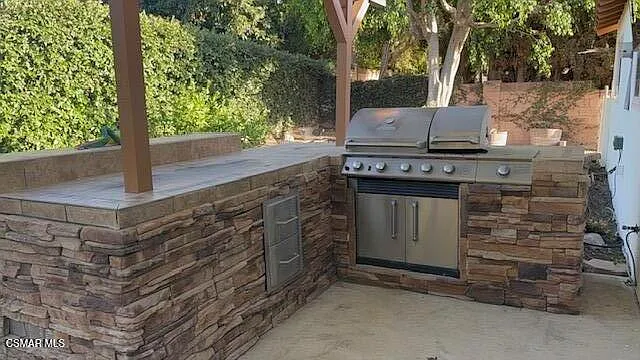 3 bed, 1244 sqft, $3,900 — Photo 3