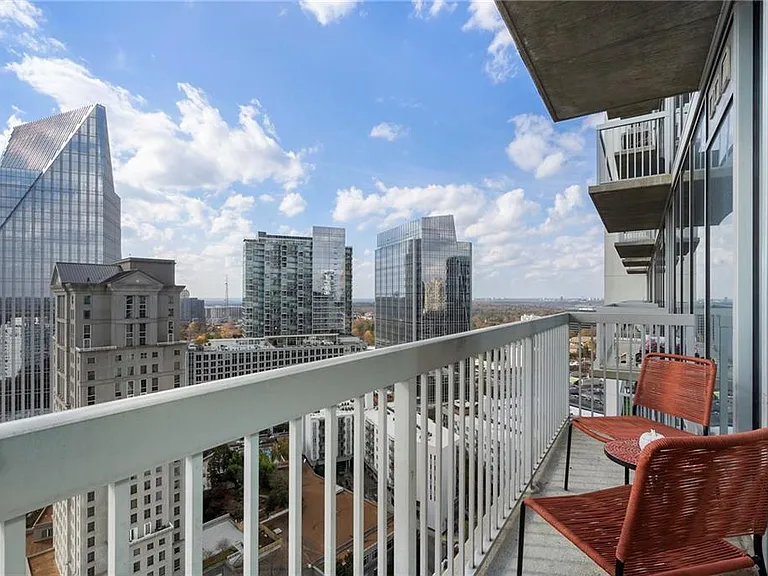 3324 Peachtree Rd NE #2208 — Photo 19
