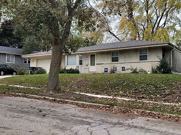 2nd image of 2032 Empire Dr