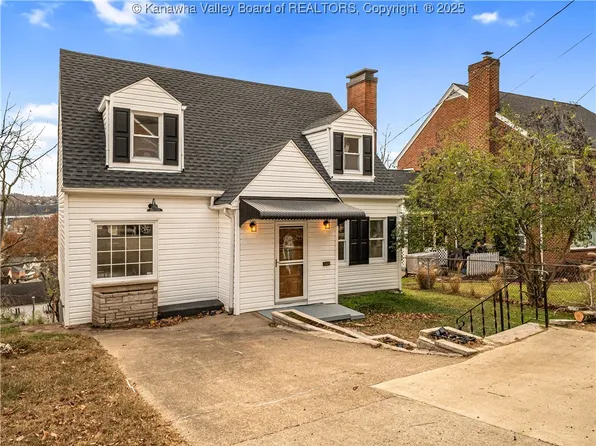 811 Vogel Dr, Charleston, WV 25302