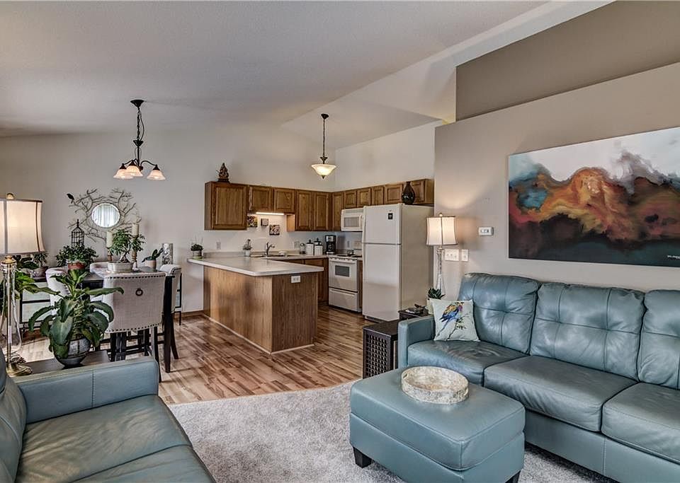 1st image of 1187 Evergreen Ln APT 1
