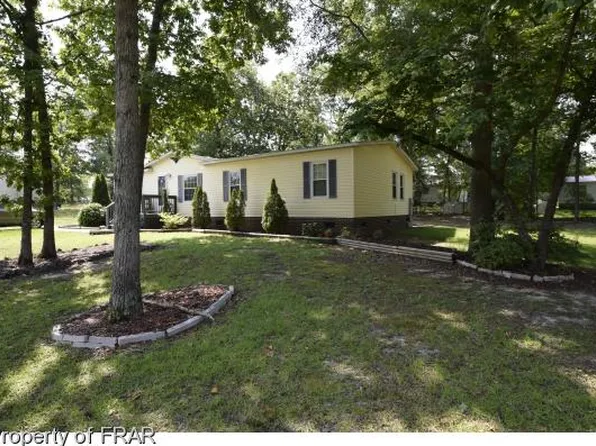 583 Participle Ct, Hope Mills, NC 28348