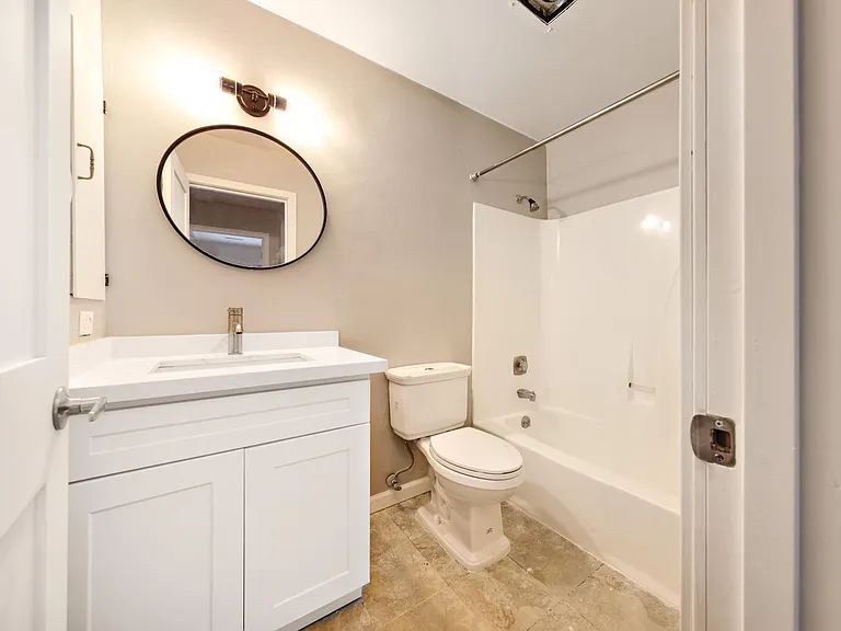 1106 Bellefield Park Ln — Photo 14