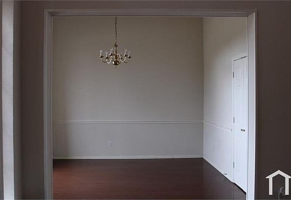 5th image of 4004 Los Altos Dr