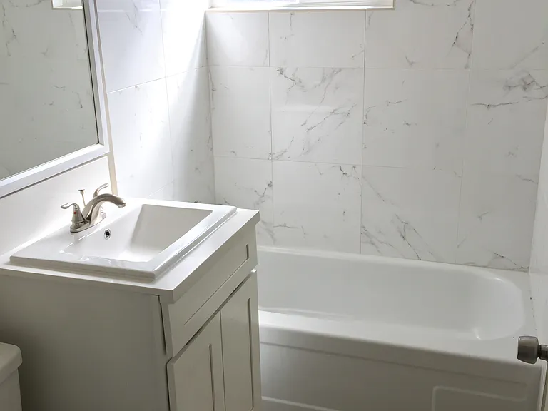 1377 Currant Ave — Photo 5