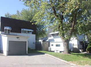 54 Gladstone Sq, Brampton, ON L6S 2H6