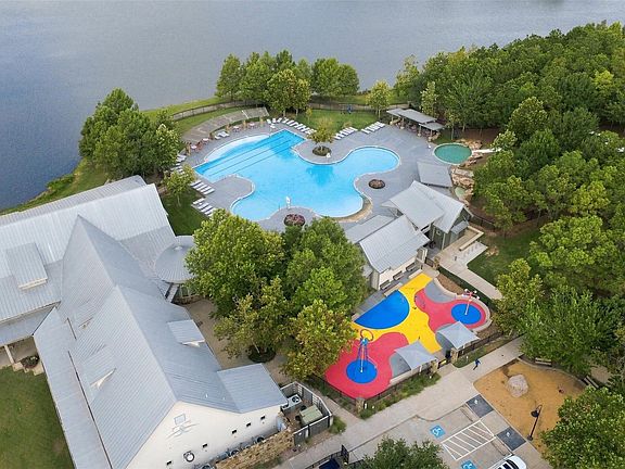 5th image of 28310 Island Manor Ln