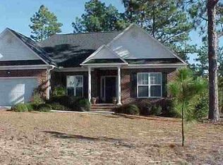 66 Surry Cir N, Pinehurst, NC 28374
