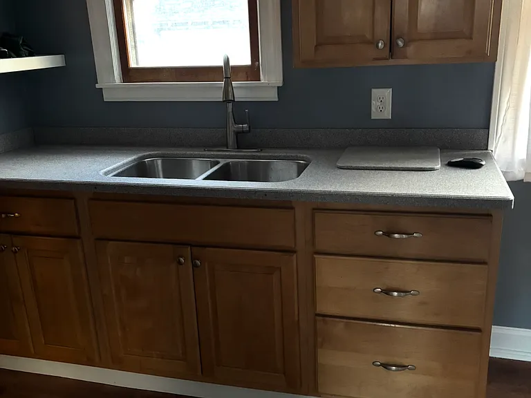 49 Hollywood Ave #2 — Photo 6