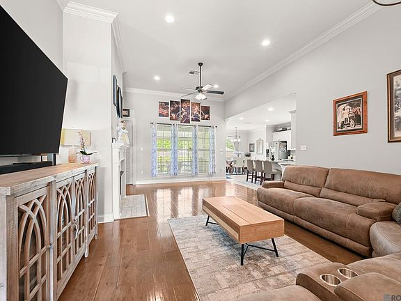 5th image of 30189 Sanctuary Blvd