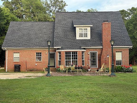 2nd image of 115 Bell Bottom Rd