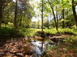 2820 New Fox Rd, Irvine, KY 40336