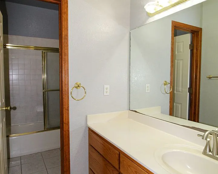 2081 Paseo Del Prado Dr — Photo 28