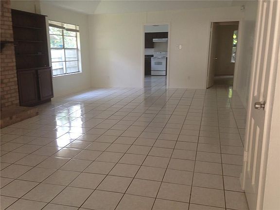 2nd image of 14241 Haymeadow Dr