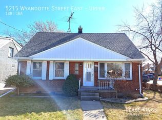 5215 Wyandotte St E, Windsor, ON N8S 1L5