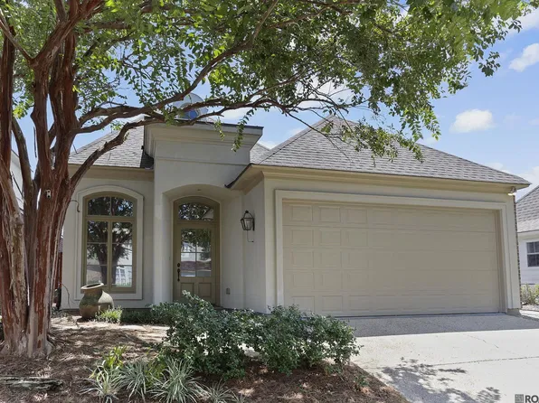 10777 Woodland Oaks Dr, Baton Rouge, LA 70809