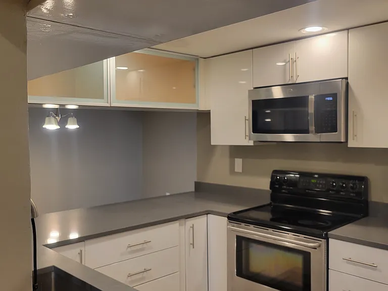 2840 Lee St — Photo 23