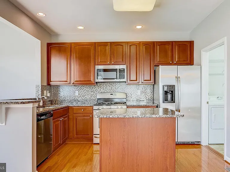 1709 Hayle Dr — Photo 13