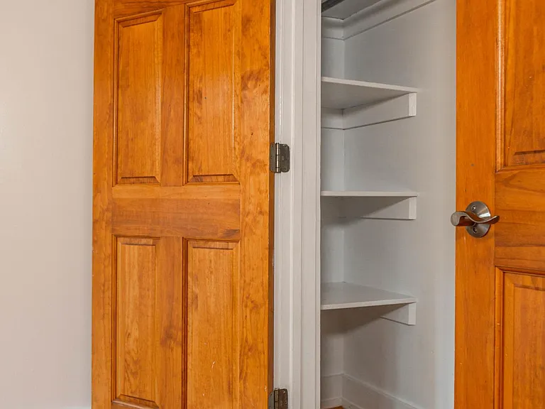 107 1st St S #201 — Photo 5