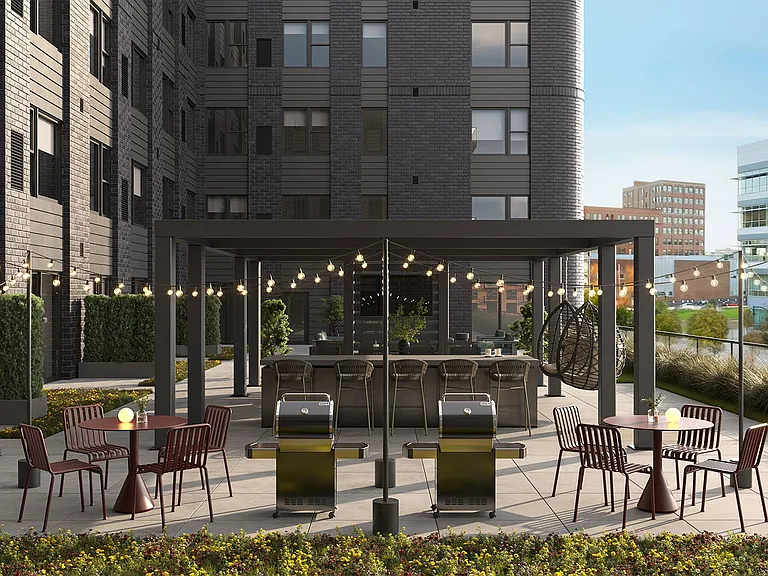 The Mercer — Photo 16