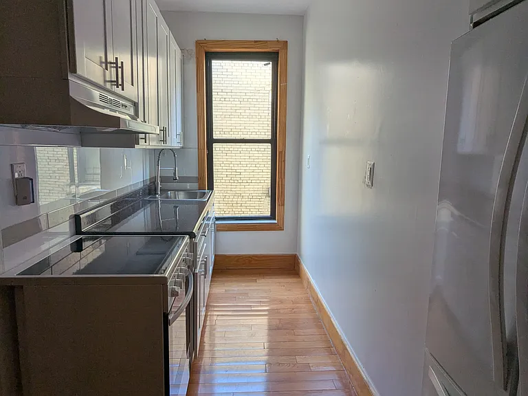 640 W 139th St #26 — Photo 4