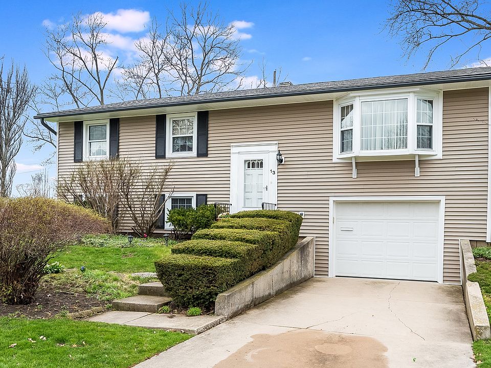 1st image of 13 Westleigh Ct