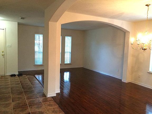 3rd image of 18135 Sweet Juniper Ln