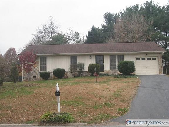 2nd image of 8526 Baron Dr