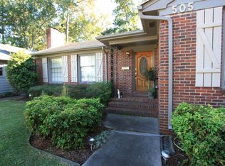 505 W 27th St, Lumberton, NC 28358