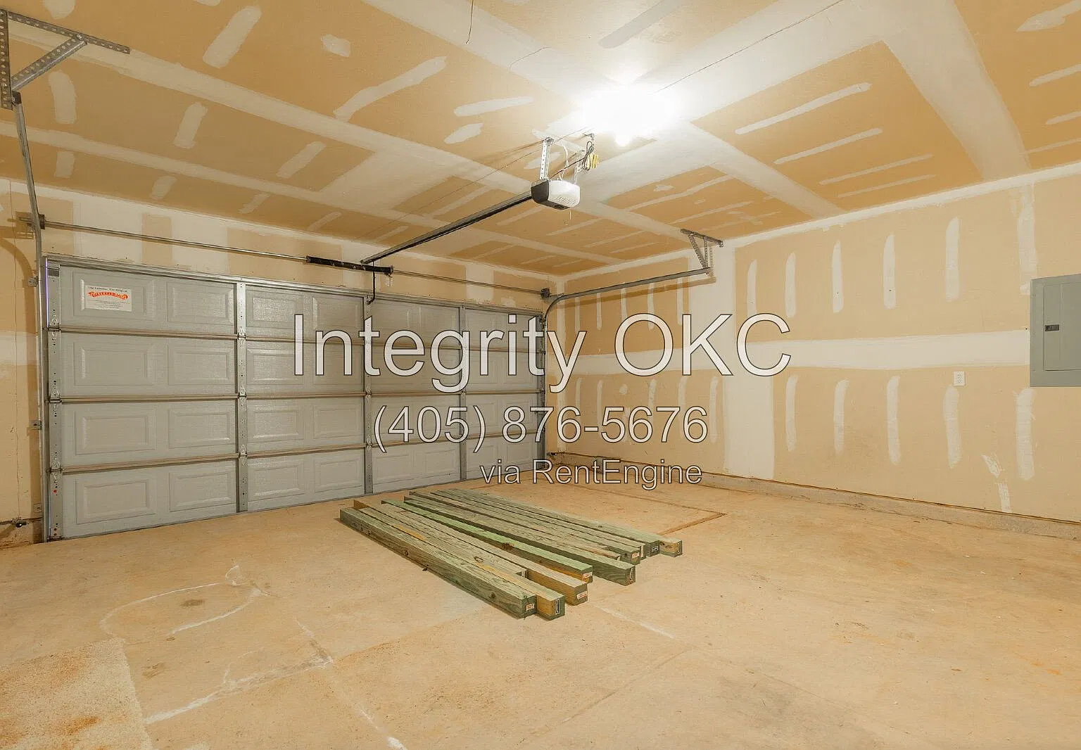 3 bed, 2.0 bath, 1355 sqft, $1,450 — Photo 4