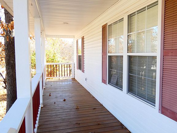 4th image of 309 Carriage Dr